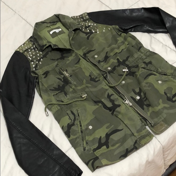 Rebecca Minkoff Jackets & Blazers - Rebecca minkoff cargo jacket